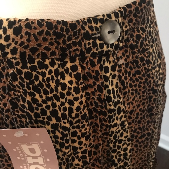Dion of Texas Flowy Mini. Cheetah Print. Medium. - Picture 2 of 2
